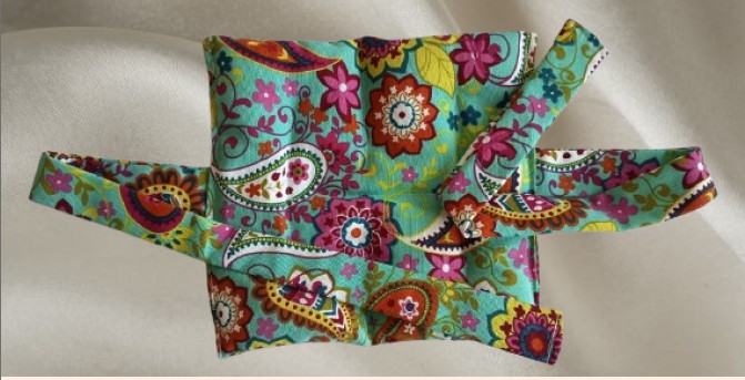 Guatero L de semillas con diseño floral